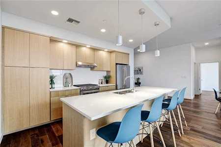 1322 E 12th ST #302 Austin, TX 78702