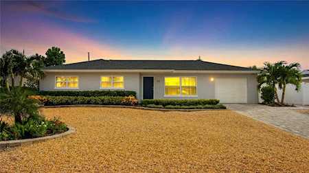 104 24th St Belleair Beach, FL 33786