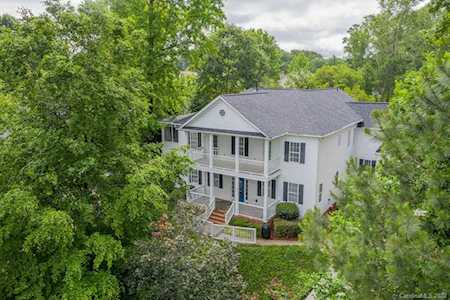 1334 Mt Isle Harbor Dr Charlotte, NC 28214