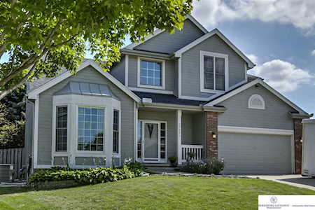 17331 Pine Circle Omaha, NE 681300000