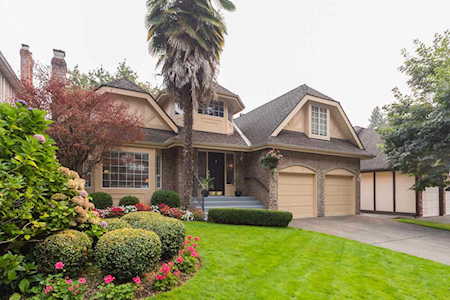 2478 Berton Place North Vancouver, BC V7H 2W8