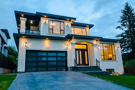 2488 Duthie Avenue Burnaby, BC V5A 2S3