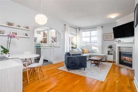 2588 Alder Street #403 Vancouver, BC V6H 4E3