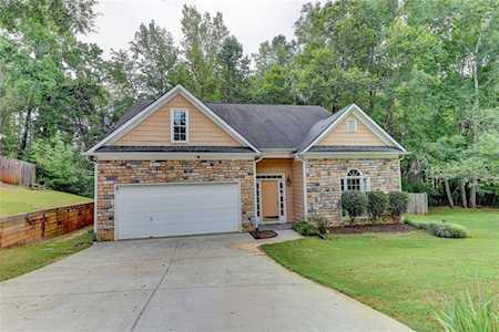 2961 Spotted Pony Ct NW Acworth, GA 30101