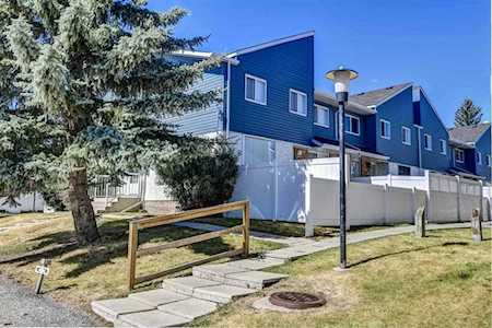 4769 Hubalta Rd SE #20 Calgary, AB T2B 2N9