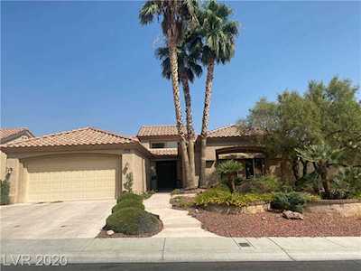 10048 Keysborough Dr Las Vegas, NV 89134