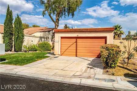 321 Chastine St Las Vegas, NV 89145