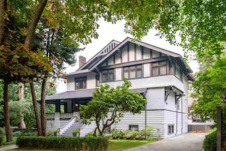 1947 W 19th Avenue Vancouver, BC V6J 2P2