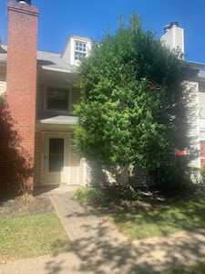 10404 Timberwood Cir Louisville, KY 40223