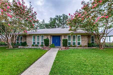 14945 Knollview Drive Dallas, TX 75248