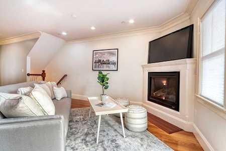 539 Sumner Street #A Boston, MA 02128