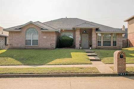 1437 Aldridge Drive Lancaster, TX 75134