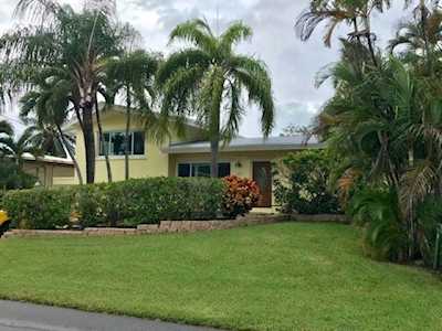 2431 Okeechobee Ln Fort Lauderdale, FL 33312