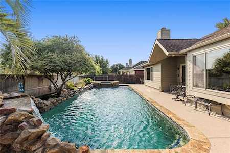 5524 Amistad Street Fort Worth, TX 76137