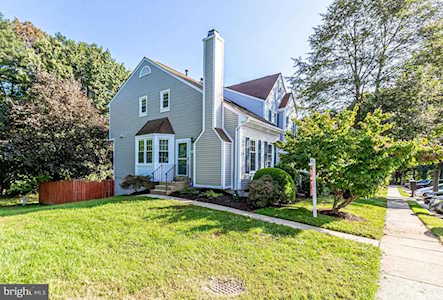 6326 Chimney Wood Ct Alexandria, VA 22306