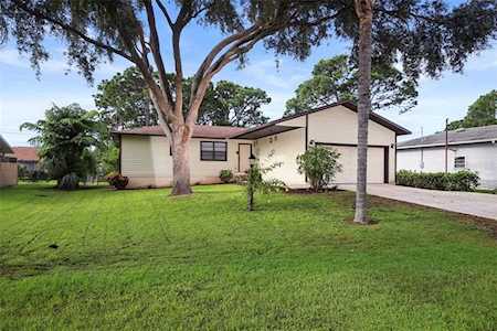 10341 Rachel Ave Englewood, FL 34224