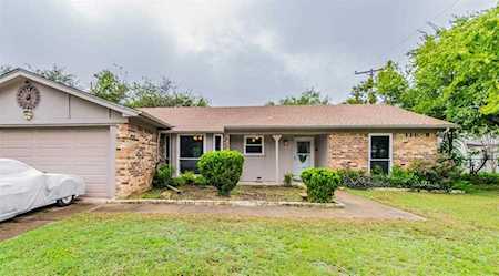 1125 Timbercreek Road Benbrook, TX 76126