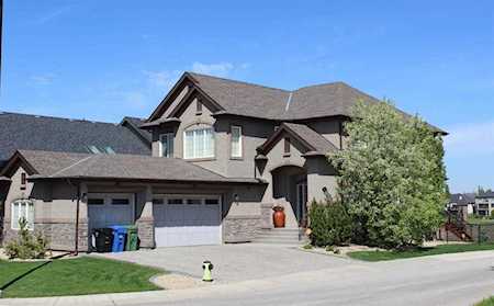 4 Cranleigh Terrace SE Calgary, AB T3M 0A1