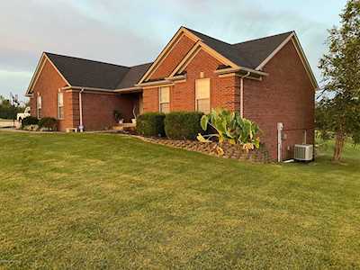 28 Stonecrest Ct Fisherville, KY 40023