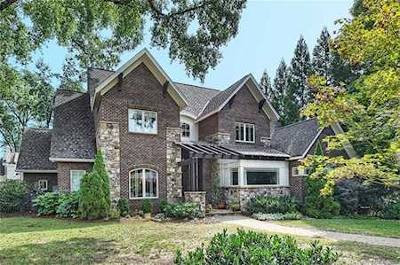 2711 Normandy Rd Charlotte, NC 28209