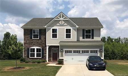 10432 Paper Birch Dr Harrisburg, NC 28215