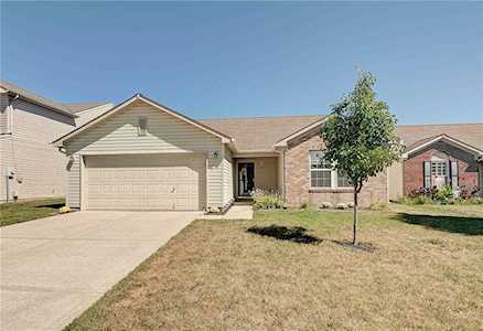 3739 Limelight Lane Whitestown, IN 46075