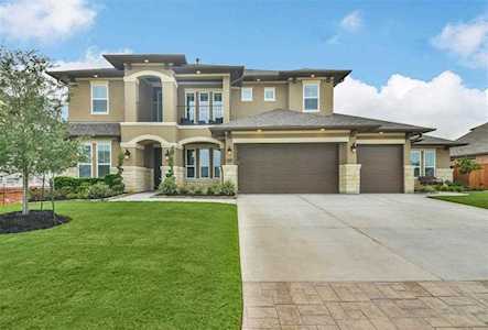 11211 Elm Creek Falls Ct Cypress, TX 77433