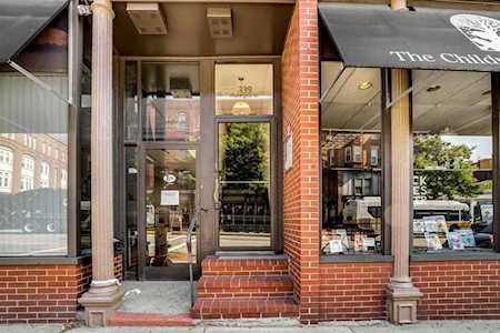239 Washington St #3 Brookline, MA 02445