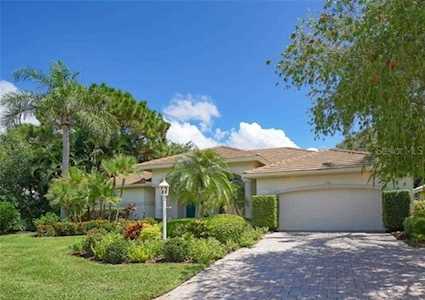 6652 Saint James CROSSING University Park, FL 34201