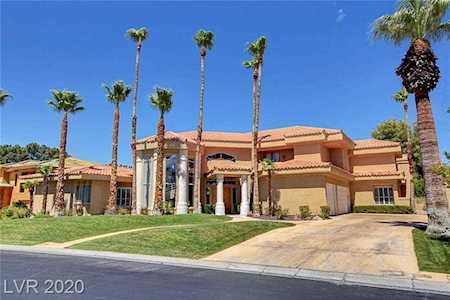 17 Vintage Ct Las Vegas, NV 89113