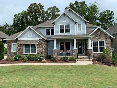 2233 Tatton Hall Rd Fort Mill, SC 29715