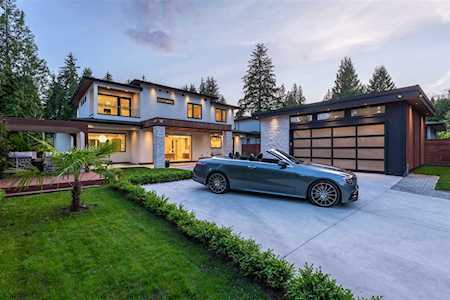 3560 Bluebonnet Road North Vancouver, BC V7R 4E1