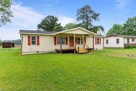 1112 Horseshoe Rd Elizabeth City, NC 27909