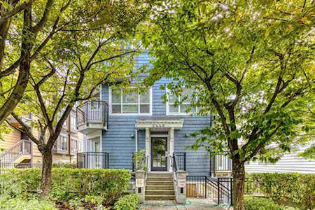 2446 W 4th Avenue #4 Vancouver, BC V6K 1P3