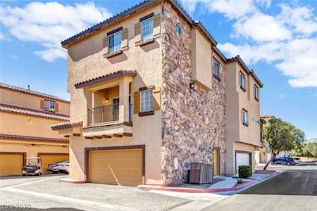 5955 Nuevo Leon #12 North Las Vegas, NV 89031