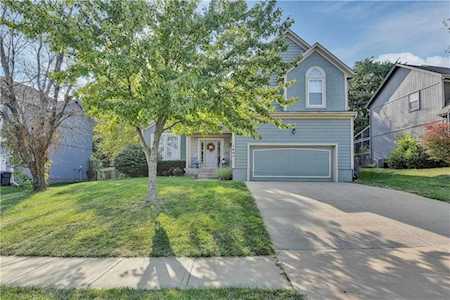 1005 N Sumac St Olathe, KS 66061