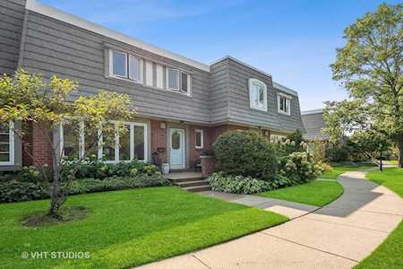 1408 Orleans Circle Highland Park, IL 60035
