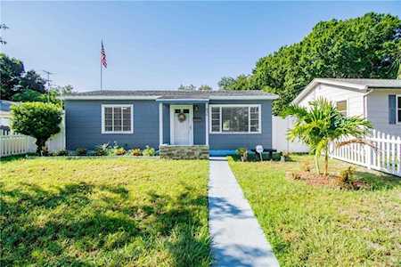 836 48th Ave N St Petersburg, FL 33703