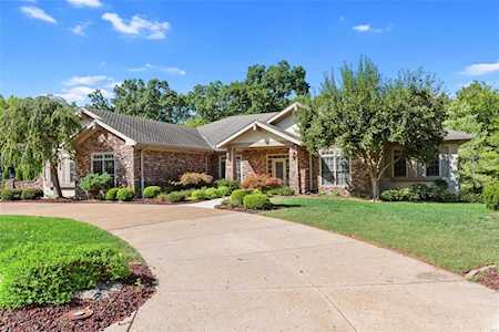 9017 Spy Glass Place Dr Ofallon, MO 63368