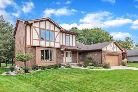 2236 Burcham Dr East Lansing, MI 48823