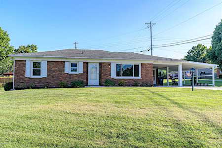 1010 Dotland Cir Shelbyville, KY 40065