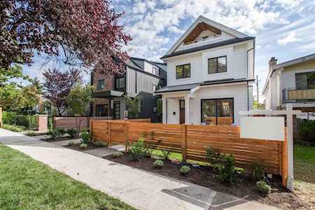 346 E 39th Avenue Vancouver, BC V5W 1K4