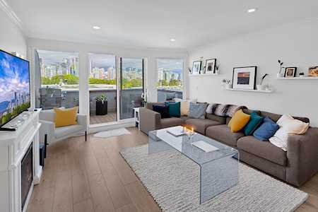 1063 W 7th Avenue #4 Vancouver, BC V6H 1B2