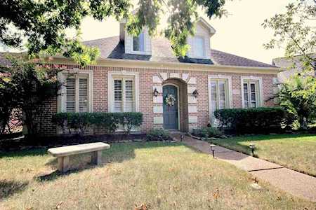 1709 Halleford Cir Germantown, TN 38139