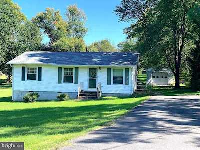 311 Greenbank Rd Fredericksburg, VA 22406