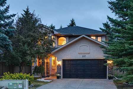 307 Sierra Morena Terrace SW Calgary, AB T3H 3A3