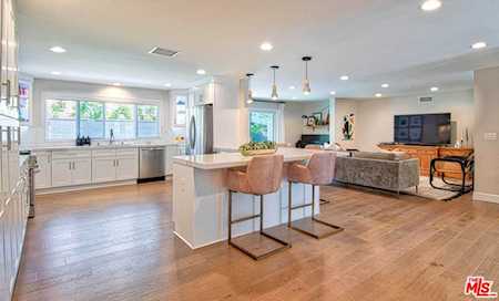 19071 Fairhaven Santa Ana, CA 92705