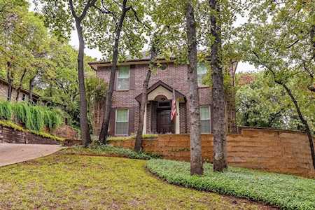 2816 Harvest Hill Drive Grapevine, TX 76051