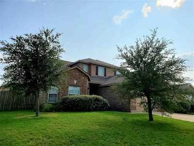 2021 Pine Knoll Way Anna, TX 75409