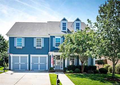 1013 Harrogate Ln Matthews, NC 28104